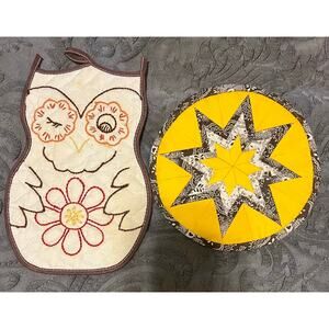 2 Handmade Vintage Hot Pads Owl and Starburst Pattern Embroidered Brown Yellow